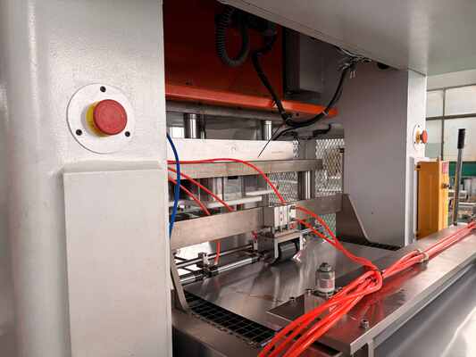 কেনা LK-T80 অ্যালুমিনিয়াম ফয়েল কন্টেইনার মেশিন উচ্চ শক্তি সম্পন্ন, একবার ব্যবহারযোগ্য, 450ml, কম তাপমাত্রা সহনশীল online manufacture