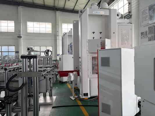 কেনা LK-T80 450ml ফ্রিজড ফুডস অ্যালুমিনিয়াম ফয়েল কনটেইনার 0.25mm বেধ তৈরির মেশিন অনলাইনে উৎপাদন