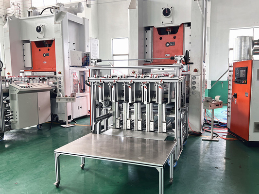 12000pcs/H 26KW অ্যালুমিনিয়াম কনটেইনার তৈরীর মেশিন সিলভার ফয়েল কনটেইনার মেশিন