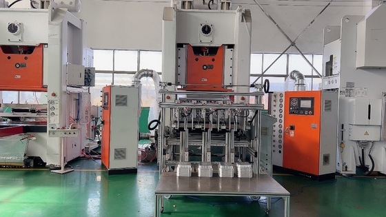 4 প্রকার 0.8Mpa অ্যালুমিনিয়াম ফয়েল কন্টেইনার তৈরির মেশিন অ্যালুমিনিয়াম প্যাকিং বক্স মেশিন