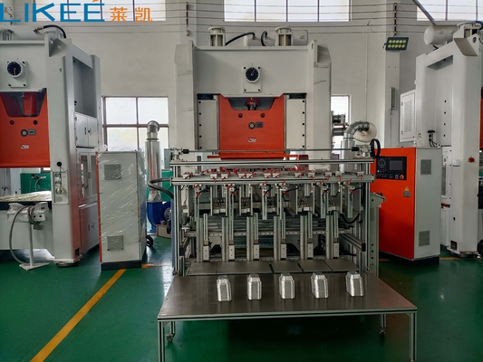স্নাইডার ইলেকট্রিক্যাল 5~6 গহ্বর 12000pcs / ঘন্টা গতি অ্যালুমিনিয়াম ফয়েল ট্রে তৈরীর মেশিন