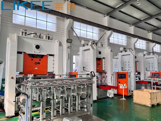 ৪৫০ মিলি এয়ারলাইন ক্যাটারিং অ্যালুমিনিয়াম ফয়েল ফুড কন্টেইনার তৈরির মেশিন