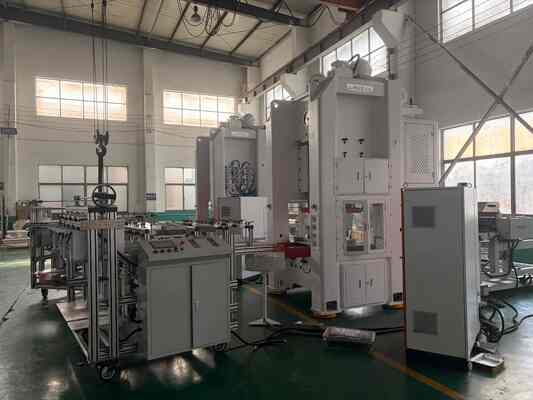 অ্যালুমিনিয়াম ফয়েল কন্টেইনার তৈরির মেশিন, কাস্টমাইজড লোগো সহ, ডিসপোজেবল ৮ ইঞ্চি, সংরক্ষণের ক্ষমতা সহ